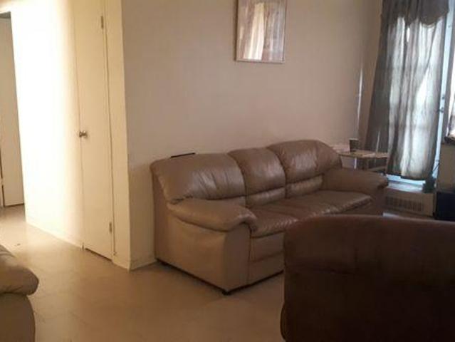 Room for rent in Woburn, Ontario