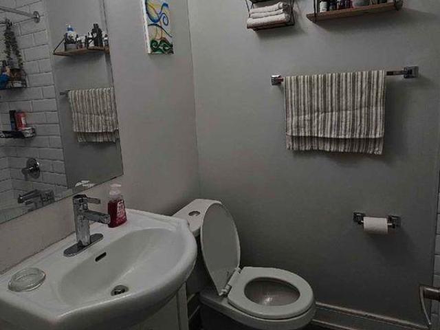 Room for rent in Woburn, Ontario