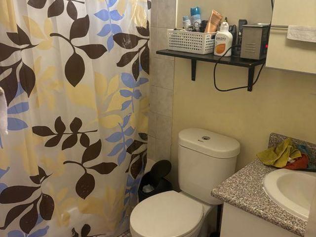 Room for rent in Woburn, Ontario