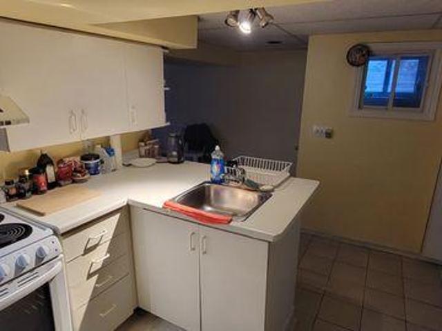 Room for rent in Woburn, Ontario