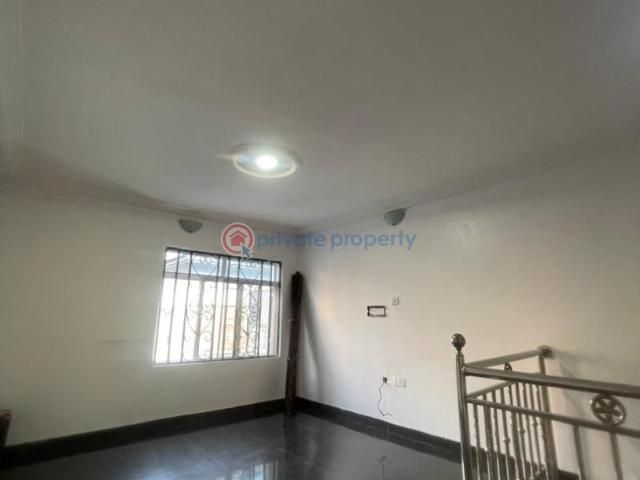House for rent in Eti Osa, Lagos