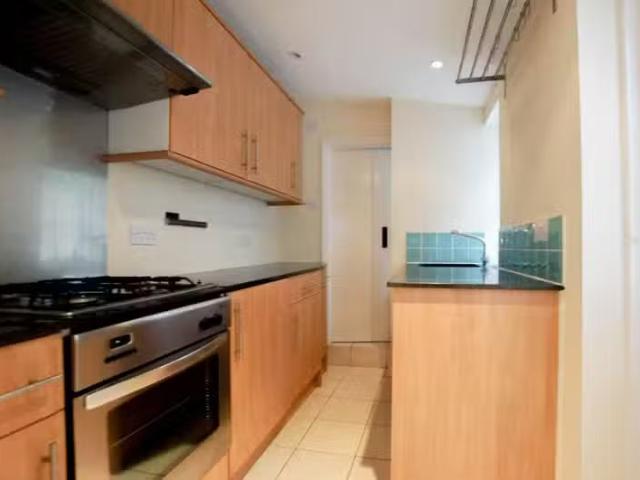 House for rent in Arundel, Clapham