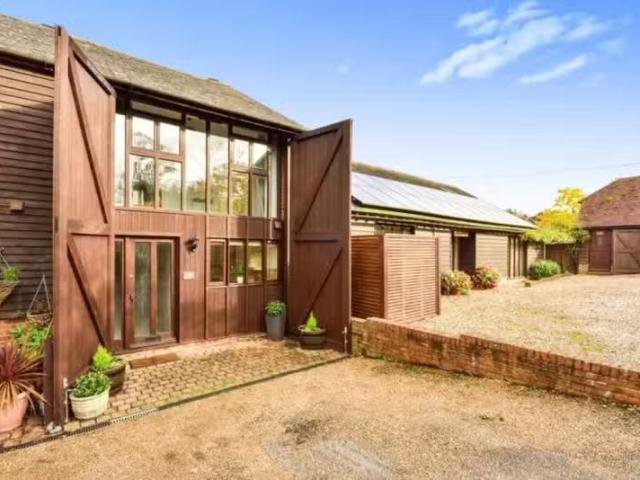 House for rent in Stuppington, The Bridge