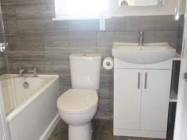 House for rent in Raffles