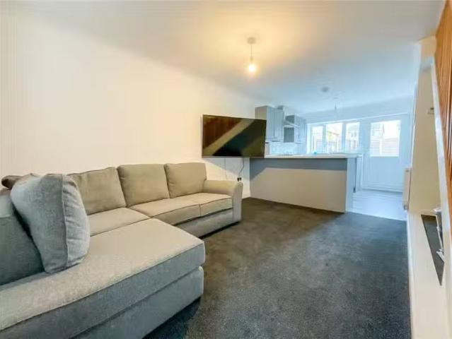 House for rent in Kettlebrook, Staffordshire