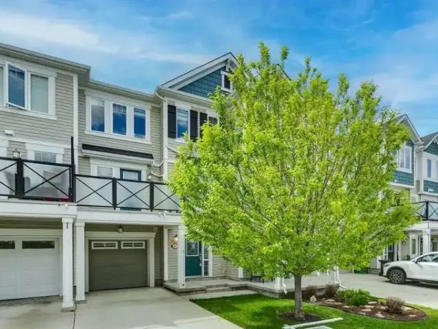 Townhouse for rent in Airdrie, Alberta