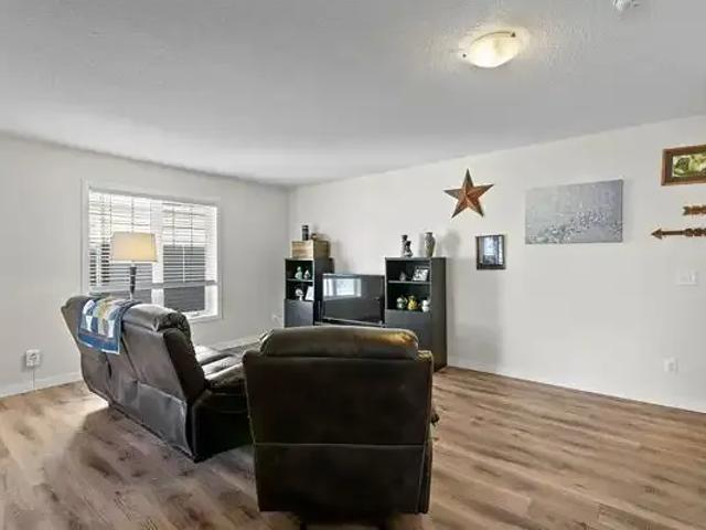 Townhouse for rent in Airdrie, Alberta