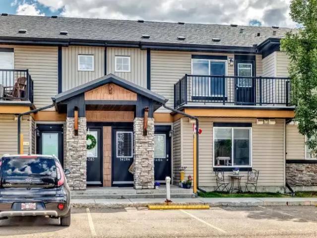 Townhouse for rent in Airdrie, Alberta