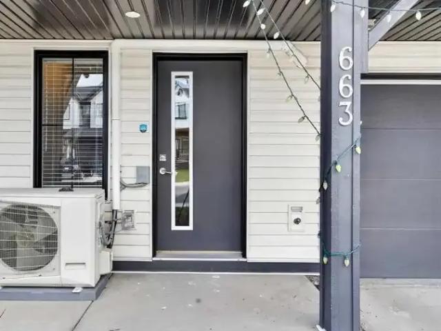 Townhouse for rent in South Point, Airdrie