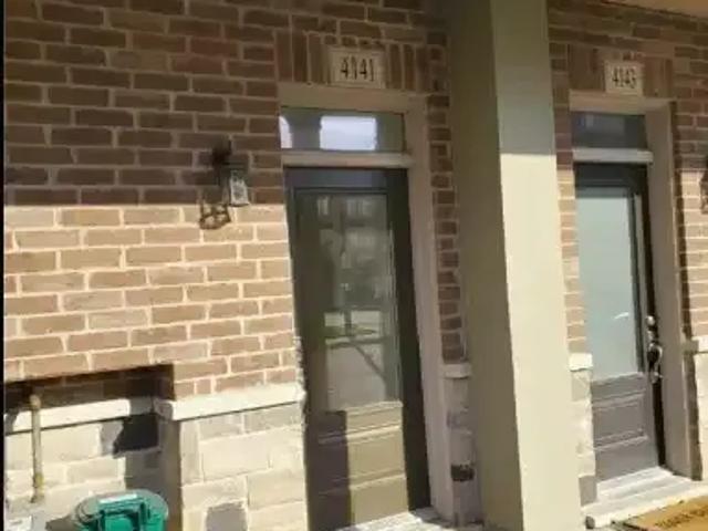 Townhouse for rent in Burlington, Ontario