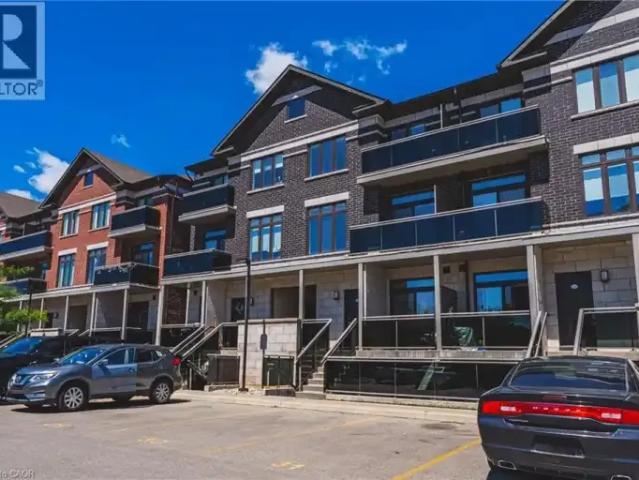 Townhouse for rent in Burlington, Ontario