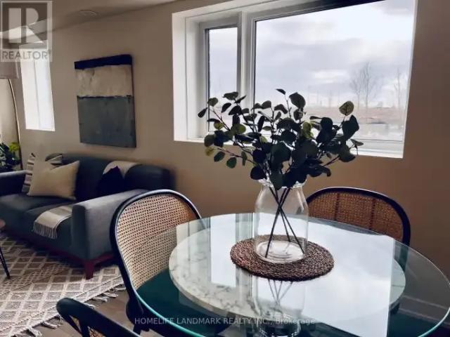 Townhouse for rent in Burlington, Golden Horseshoe