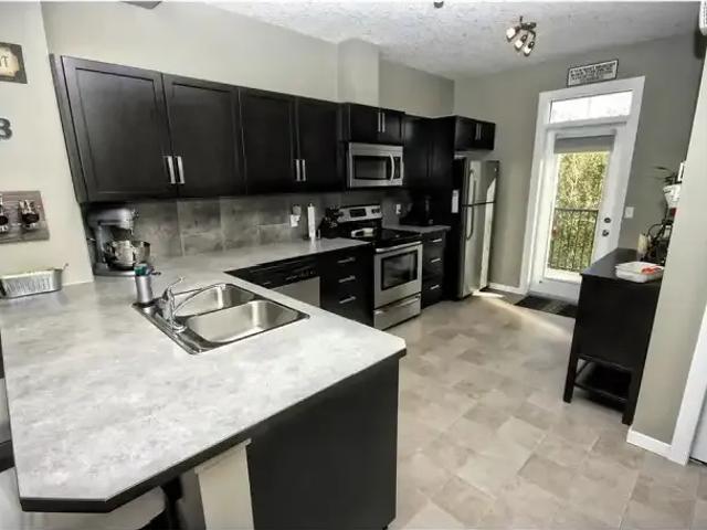 Townhouse for rent in Northwest, Alberta