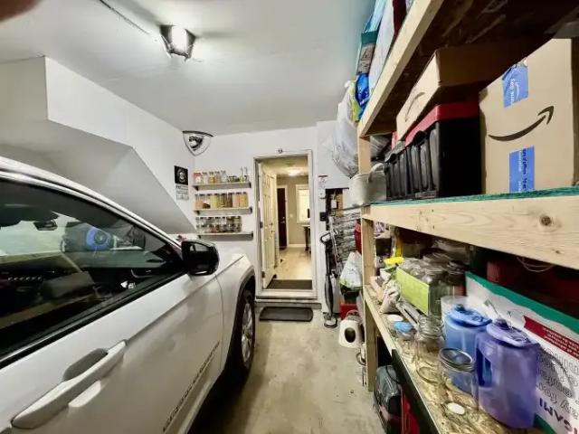 Townhouse for rent in Northwest, Alberta