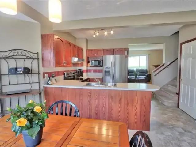 Townhouse for rent in Northwest, Alberta