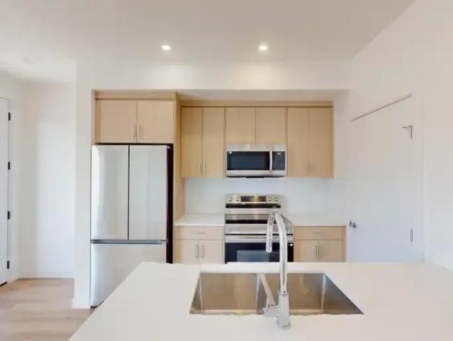 Townhouse for rent in Northwest, Alberta