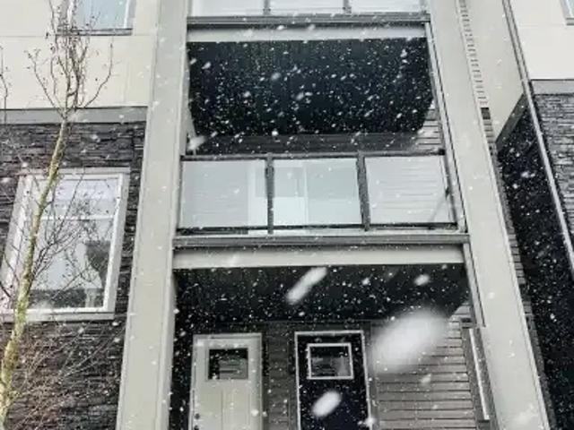 Townhouse for rent in Northwest, Alberta