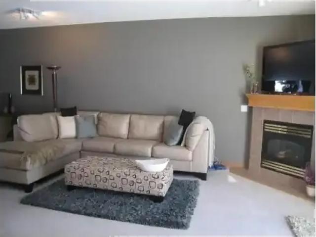Townhouse for rent in Northwest, Alberta
