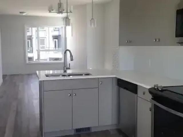 Townhouse for rent in Northwest, Alberta
