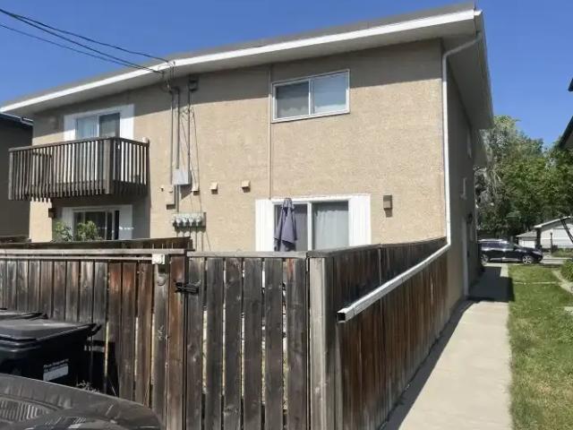 Townhouse for rent in Northwest, Alberta
