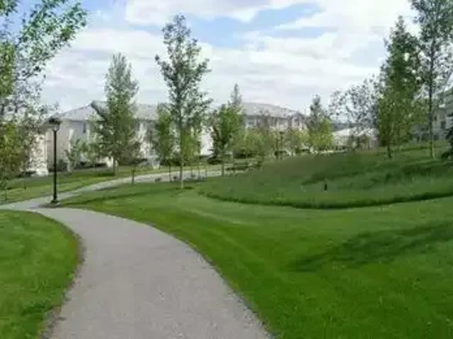 Townhouse for rent in Northwest, Alberta