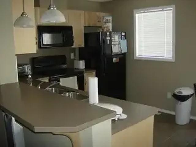Townhouse for rent in Northwest, Alberta