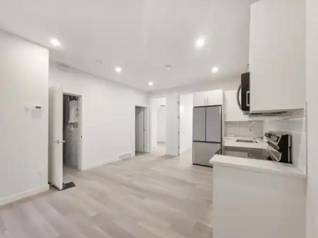 Townhouse for rent in Northwest, Alberta