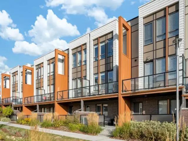 Townhouse for rent in Northwest, Alberta