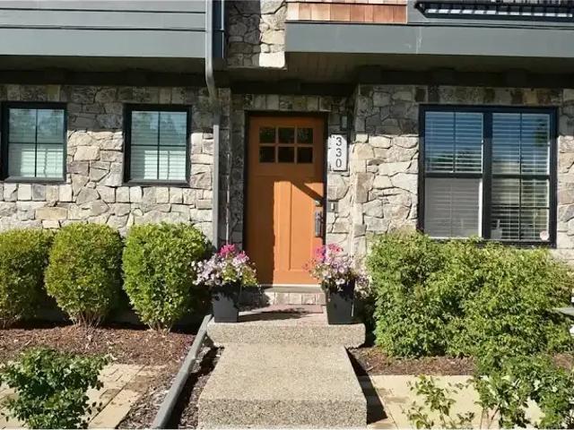 Townhouse for rent in Northwest, Alberta