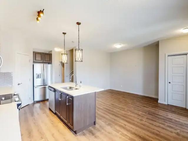 Townhouse for rent in Northwest, Alberta