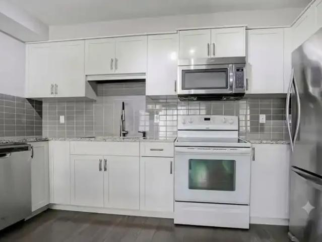 Townhouse for rent in Northwest, Alberta