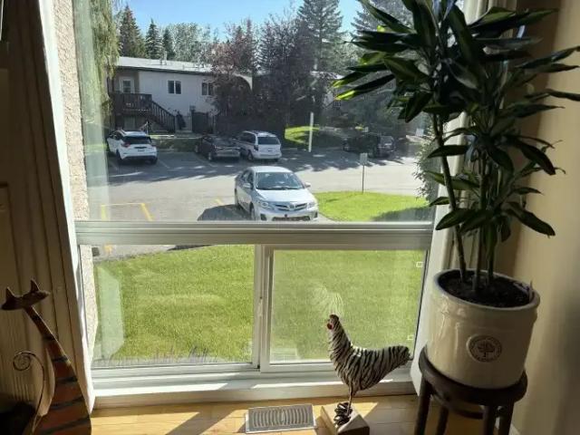 Townhouse for rent in Northwest, Alberta