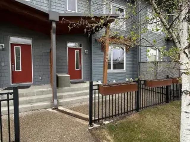 Townhouse for rent in Northwest, Alberta