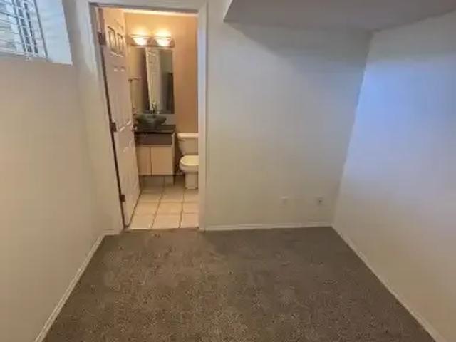 Townhouse for rent in Northwest, Alberta