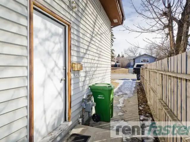 Townhouse for rent in Northwest, Alberta