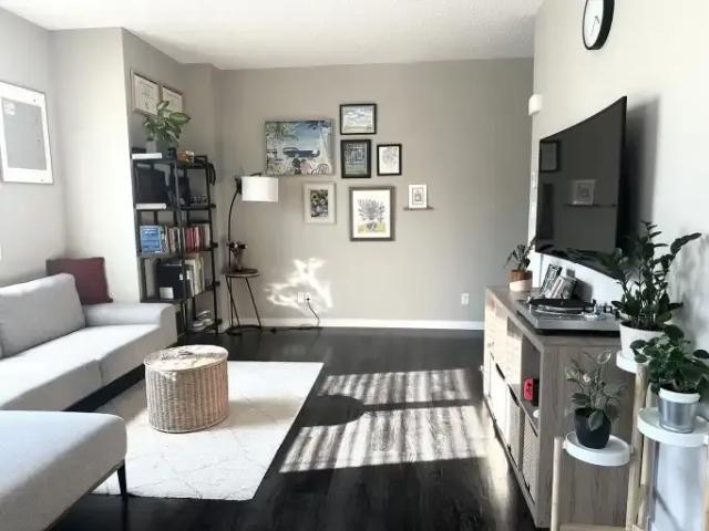 Townhouse for rent in Northwest, Alberta