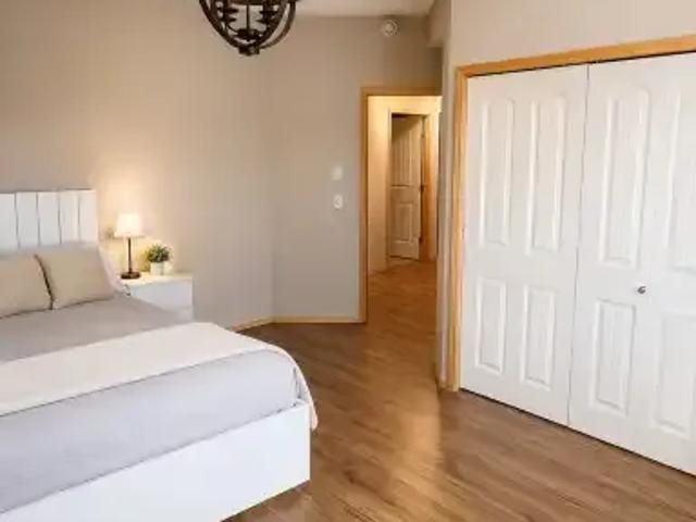 Townhouse for rent in Northwest, Alberta