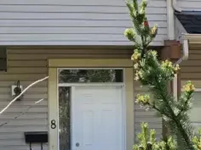 Townhouse for rent in Northwest, Alberta