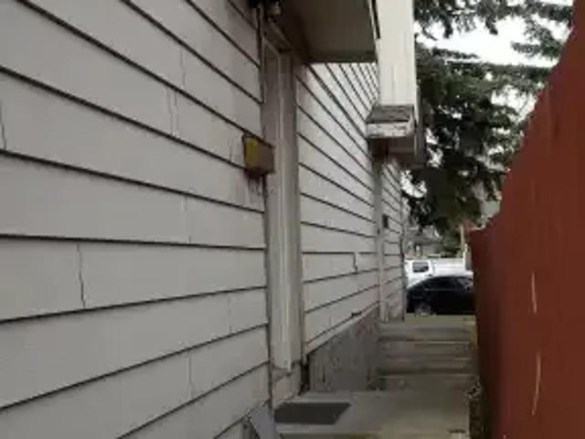 Townhouse for rent in Northwest, Alberta