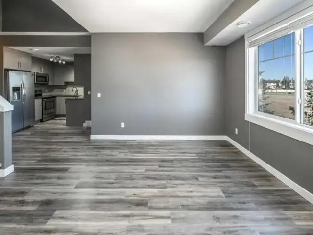 Townhouse for rent in Northwest, Alberta