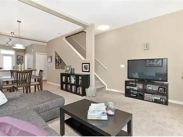 Townhouse for rent in Northwest, Alberta