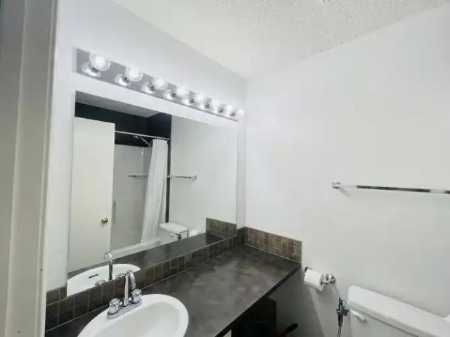 Townhouse for rent in Northwest, Alberta