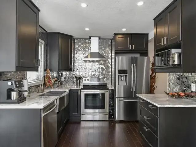 Townhouse for rent in Northwest, Alberta