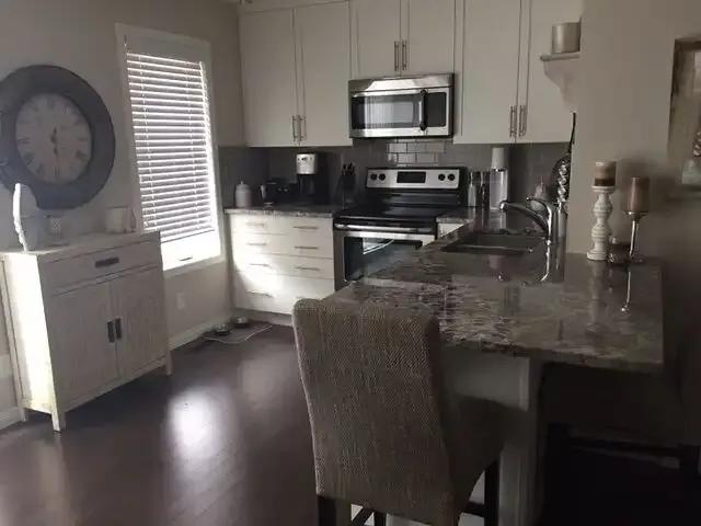 Townhouse for rent in Northwest, Alberta