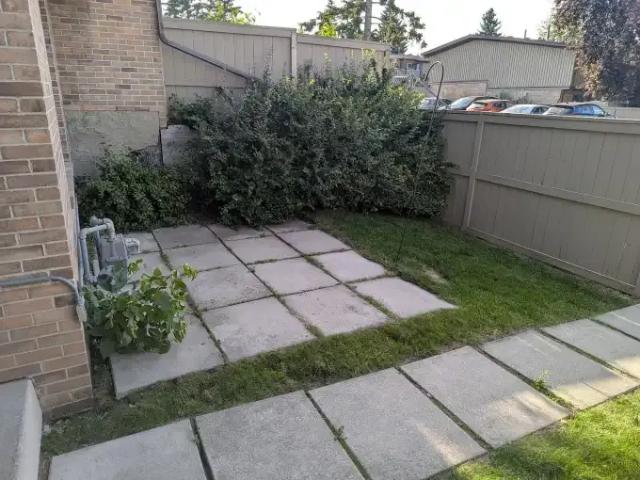 Townhouse for rent in Northwest, Alberta