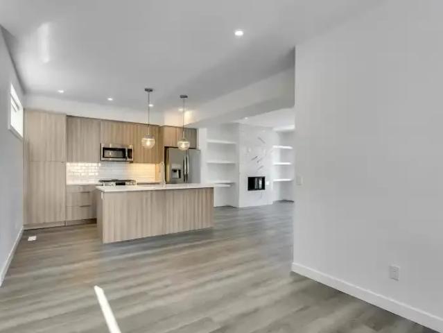 Townhouse for rent in Northwest, Alberta