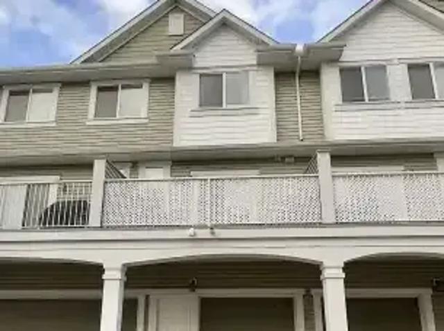 Townhouse for rent in Northwest, Alberta