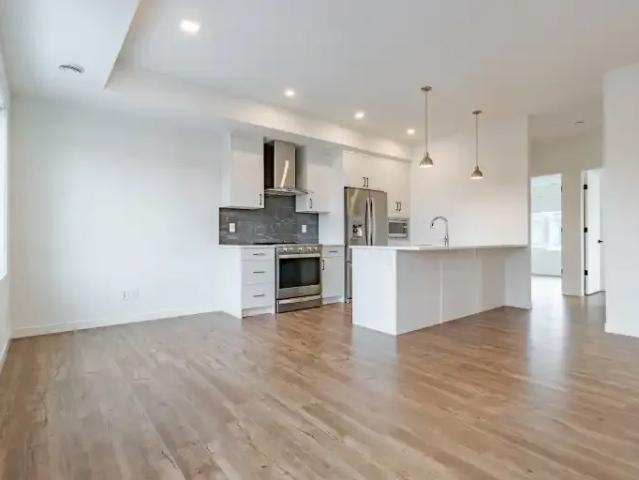 Townhouse for rent in Northwest, Alberta