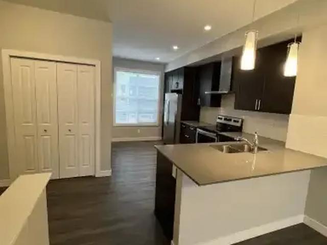 Townhouse for rent in Northwest, Alberta
