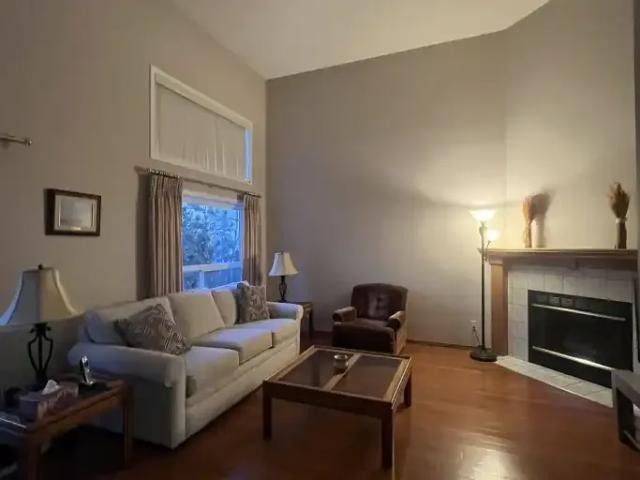 Townhouse for rent in Northwest, Alberta
